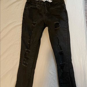 Black skinny jean pants with rips